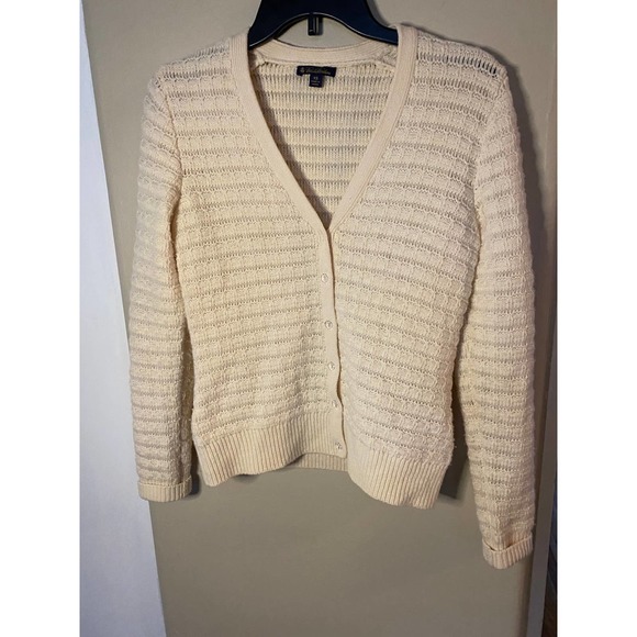 XS Brooks Brothers Swavorski buttons 100% merino wool cream...